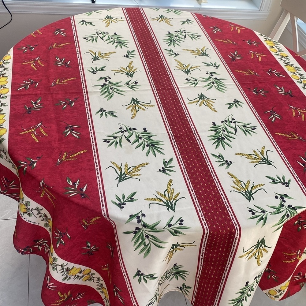 Easy Clean Polyester Recktangular Tablecloth in Red Provence Pattern size 77x58